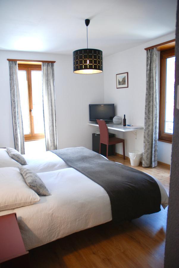 La Dent-Du-Midi Hotel & Restaurant Saint-Maurice Exteriér fotografie