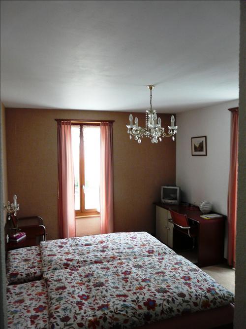 La Dent-Du-Midi Hotel & Restaurant Saint-Maurice Pokoj fotografie